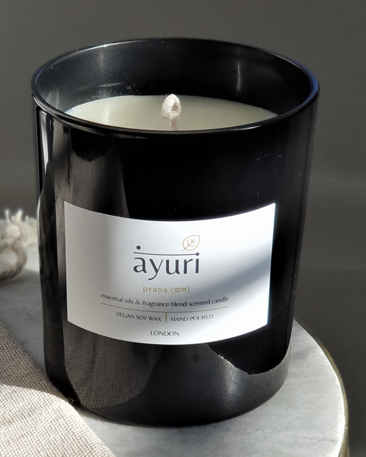 Praṇa Candle प्राण (patchouli, ylang-ylang)